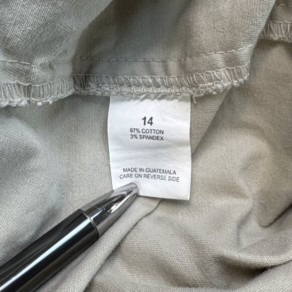 Briggs New York Womens Lt Khaki Capri Pants 2 Button Waist High Rise Size 14 - Picture 8 of 14